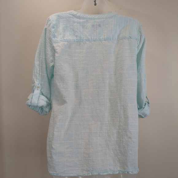 Talbots women's petite long sleeve button up blue and white blouse, size LP - Picture 4 of 11